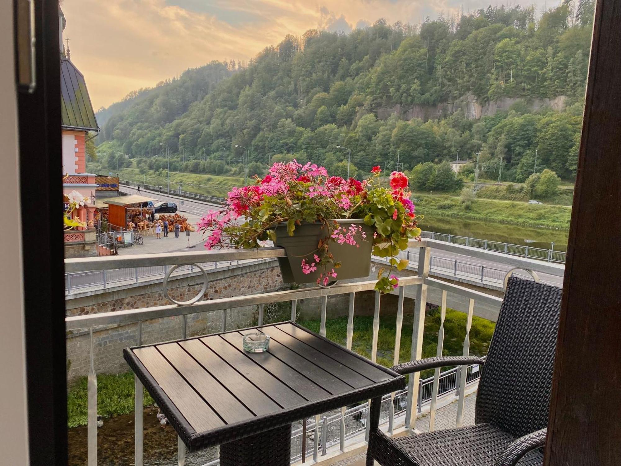 Hotel Labe Hřensko Exteriér fotografie